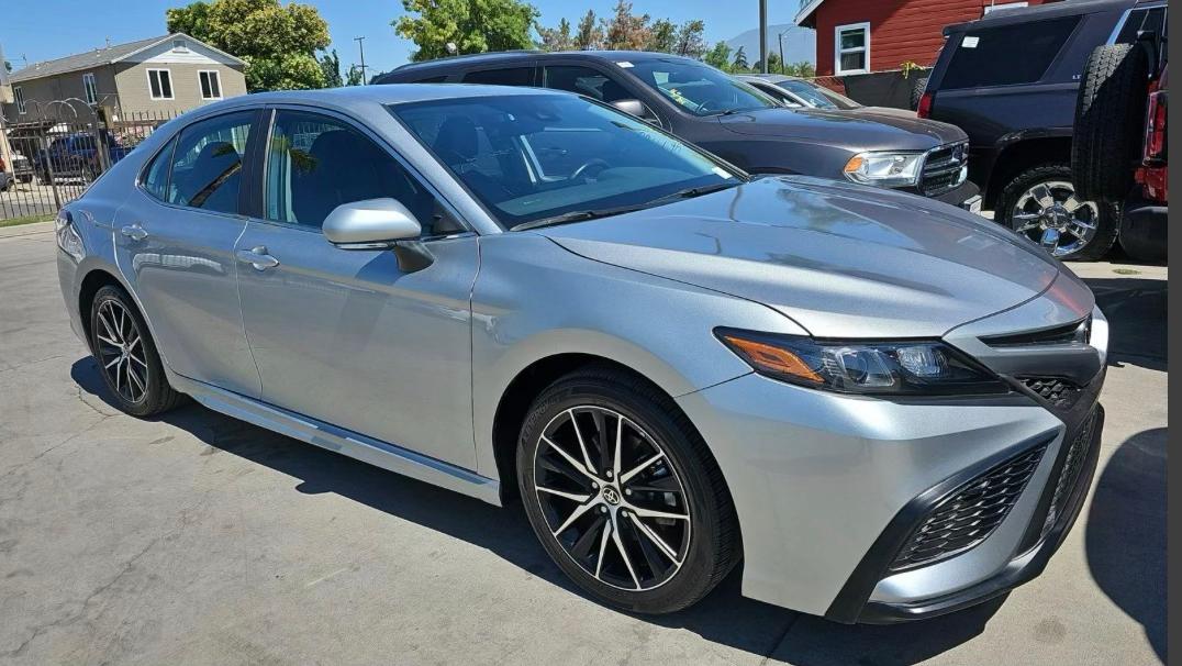 Toyota Camry Hybrid 2023 in 