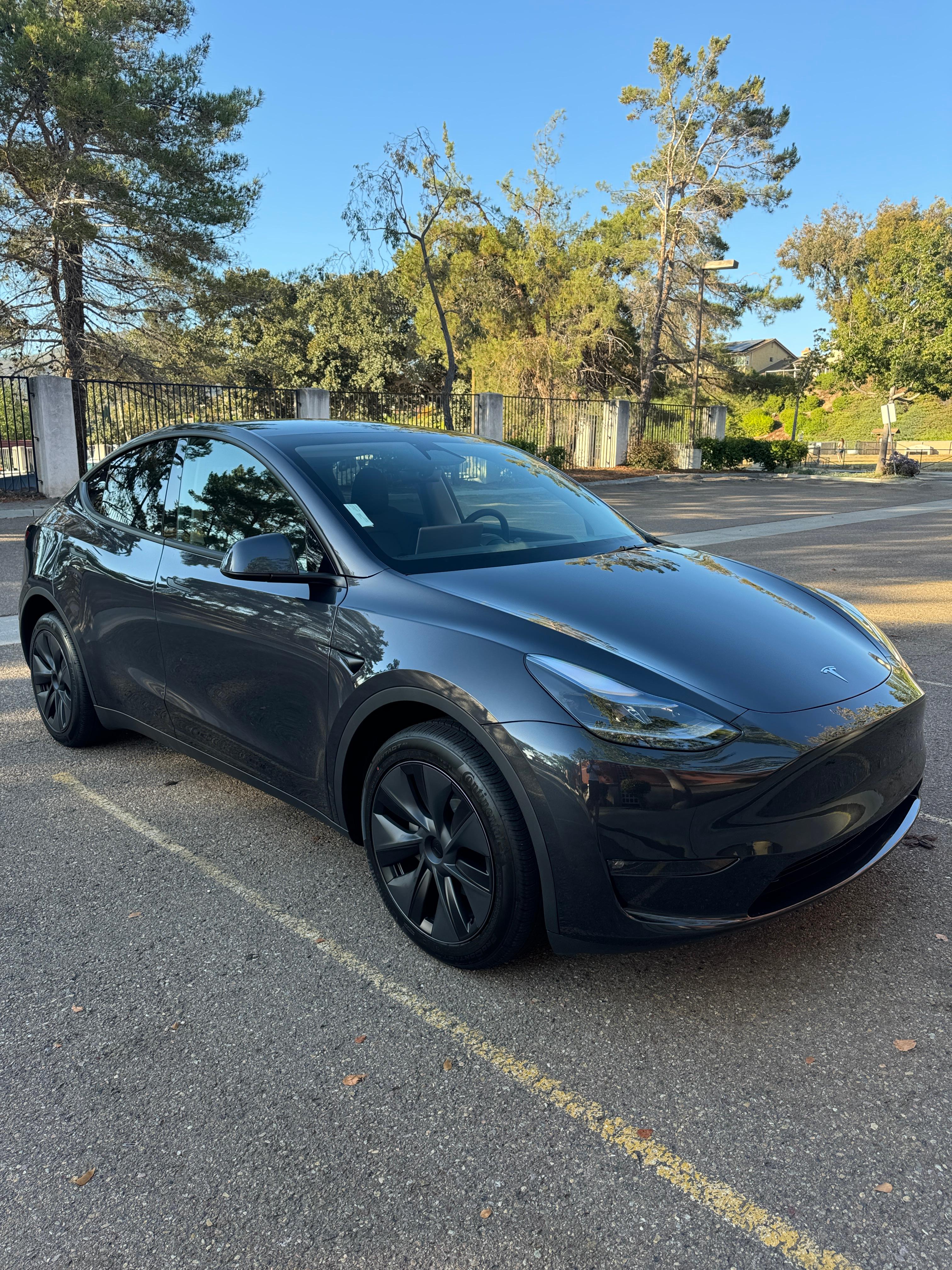 Tesla Model Y 2024 in San Diego, CA