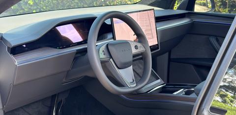 Tesla Model X 2026