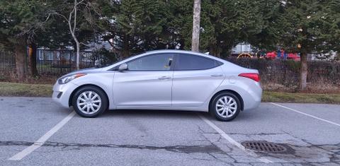 Hyundai Elantra 2013