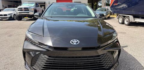 Toyota Camry Hybrid 2026