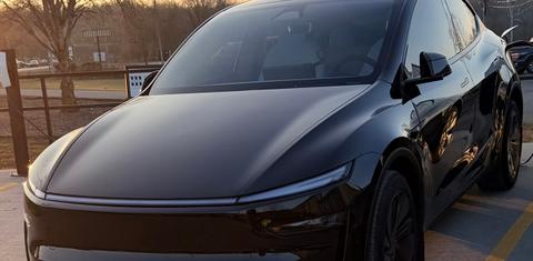 Tesla Model Y 2026