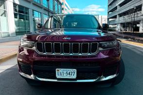 Jeep Grand Cherokee L car