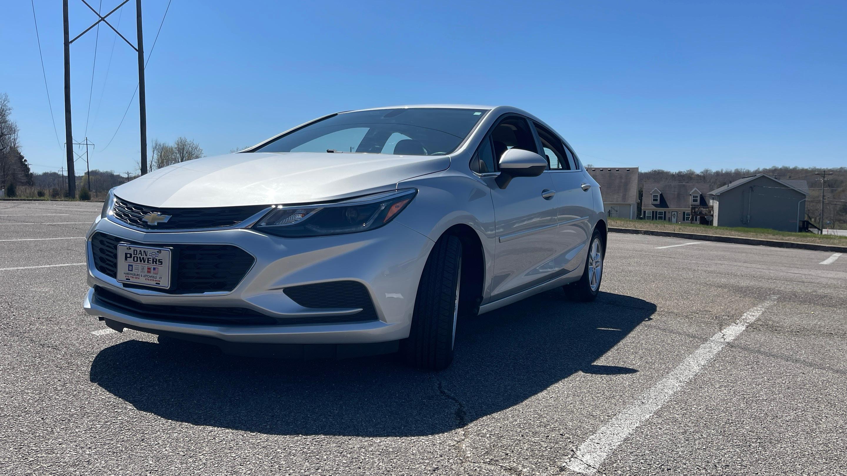 Chevrolet Cruze 2017 in Radcliff, KY