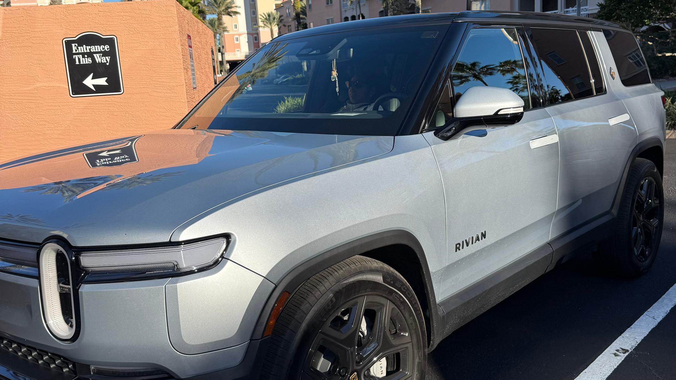 Rivian R1S 2026 in Daytona Beach, FL