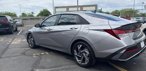 Hyundai Elantra 2025