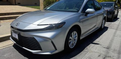 Toyota Camry Hybrid 2026