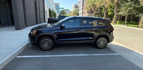Volkswagen Taos 2025