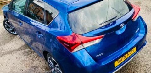 Toyota Auris 2016