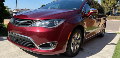 Chrysler Pacifica 2019