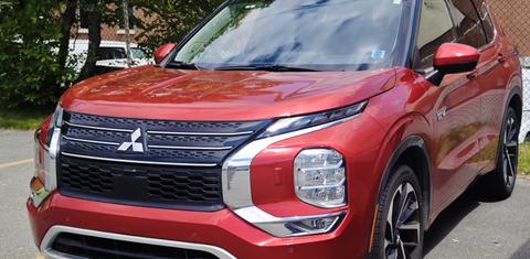 Mitsubishi Outlander Plug-In Hybrid 2025