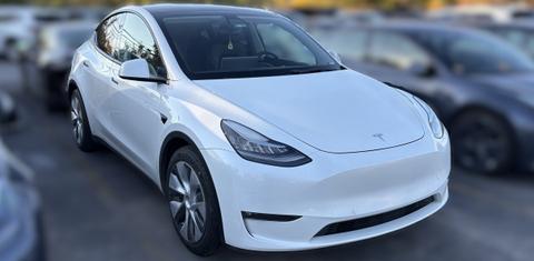 Tesla Model Y 2021