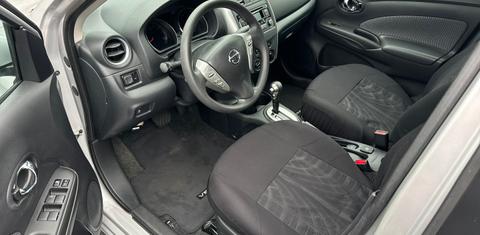 Nissan Versa 2015