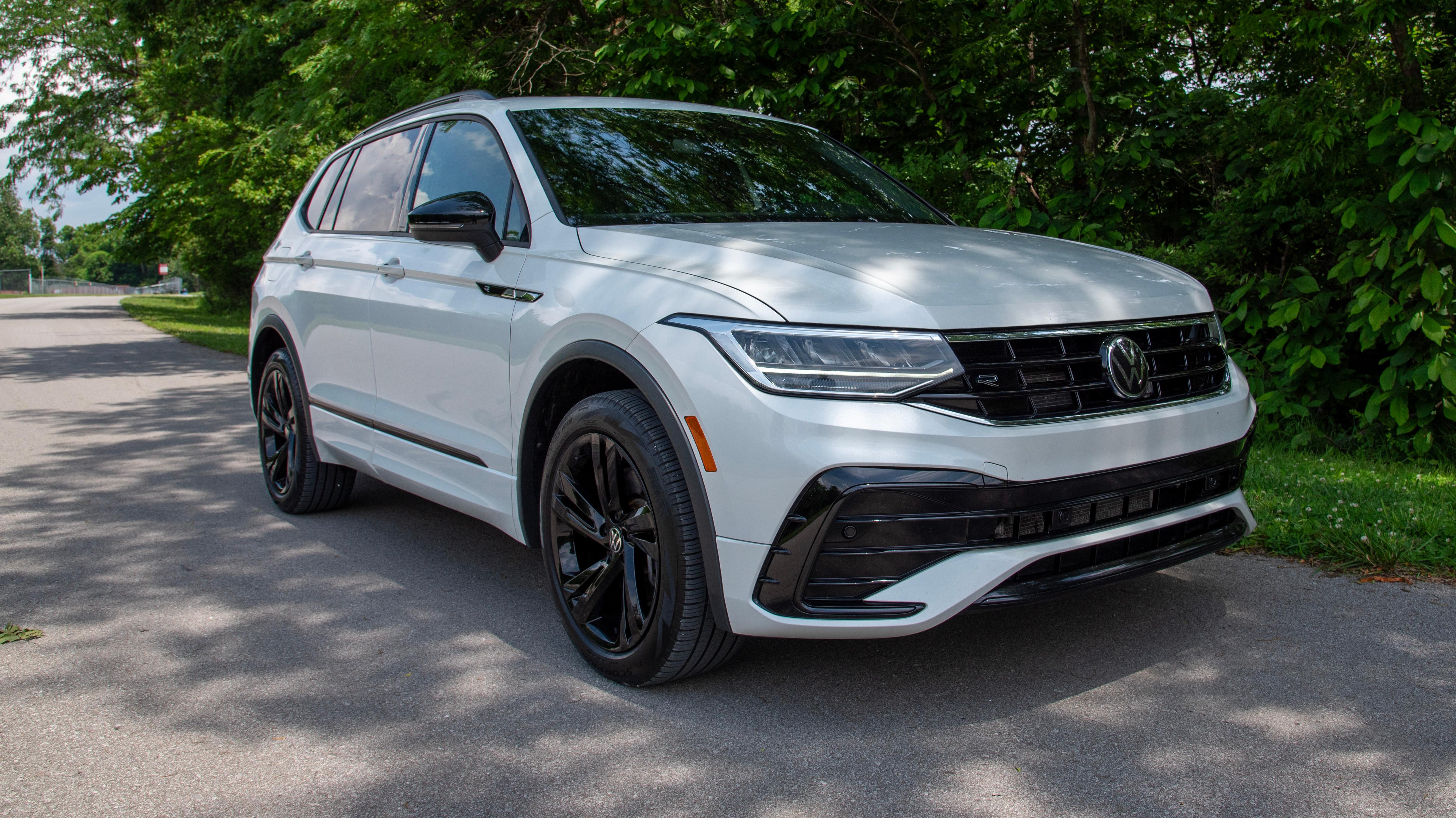 Volkswagen Tiguan 2023 in Kansas City, MO