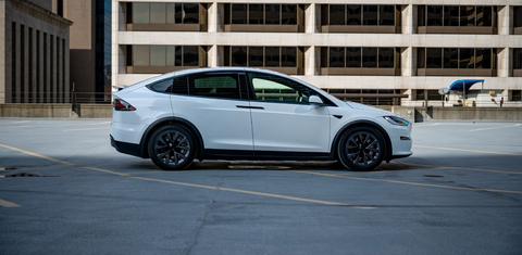 Tesla Model X 2022