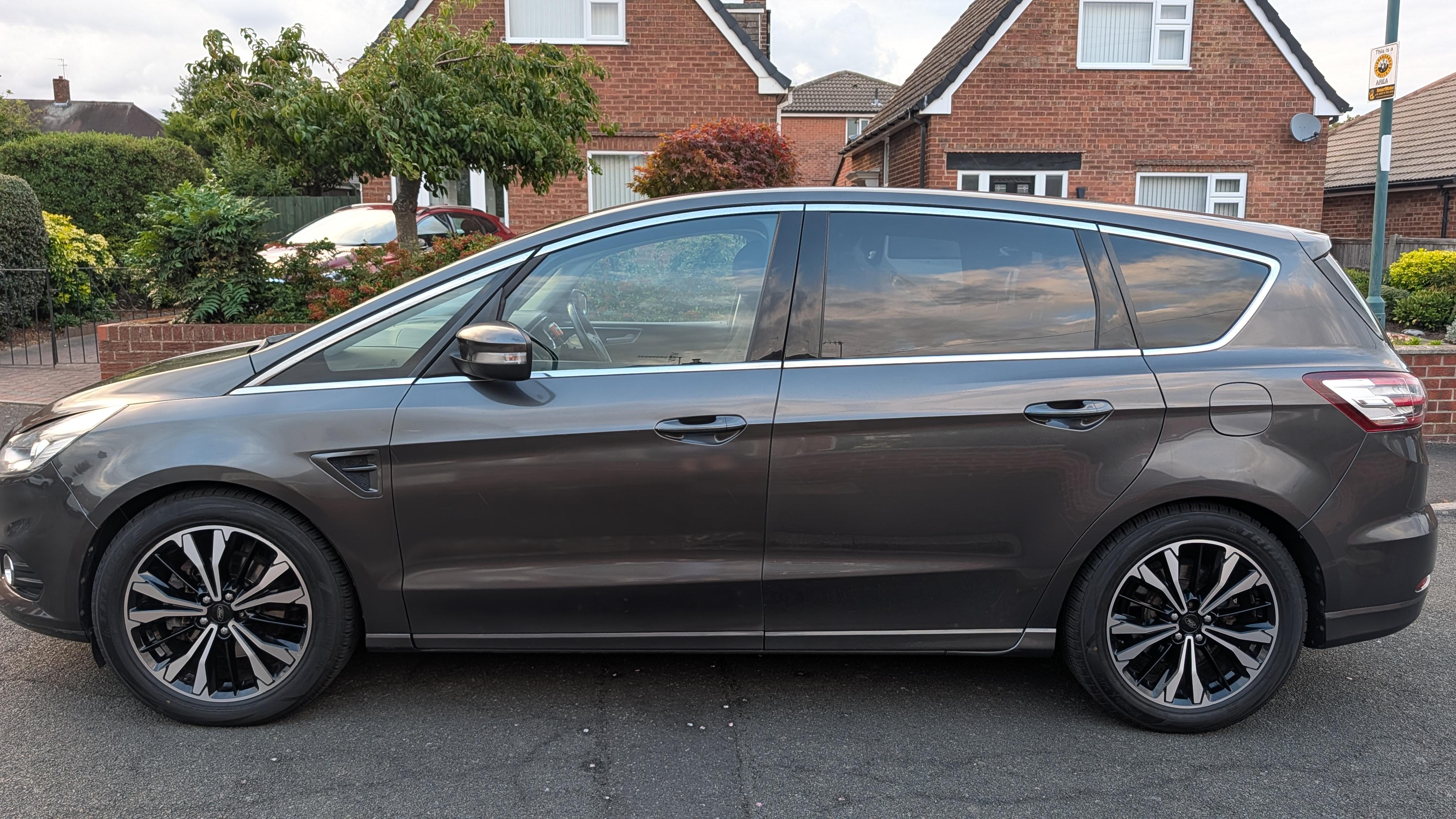 Ford S-Max 2015 in Nottingham