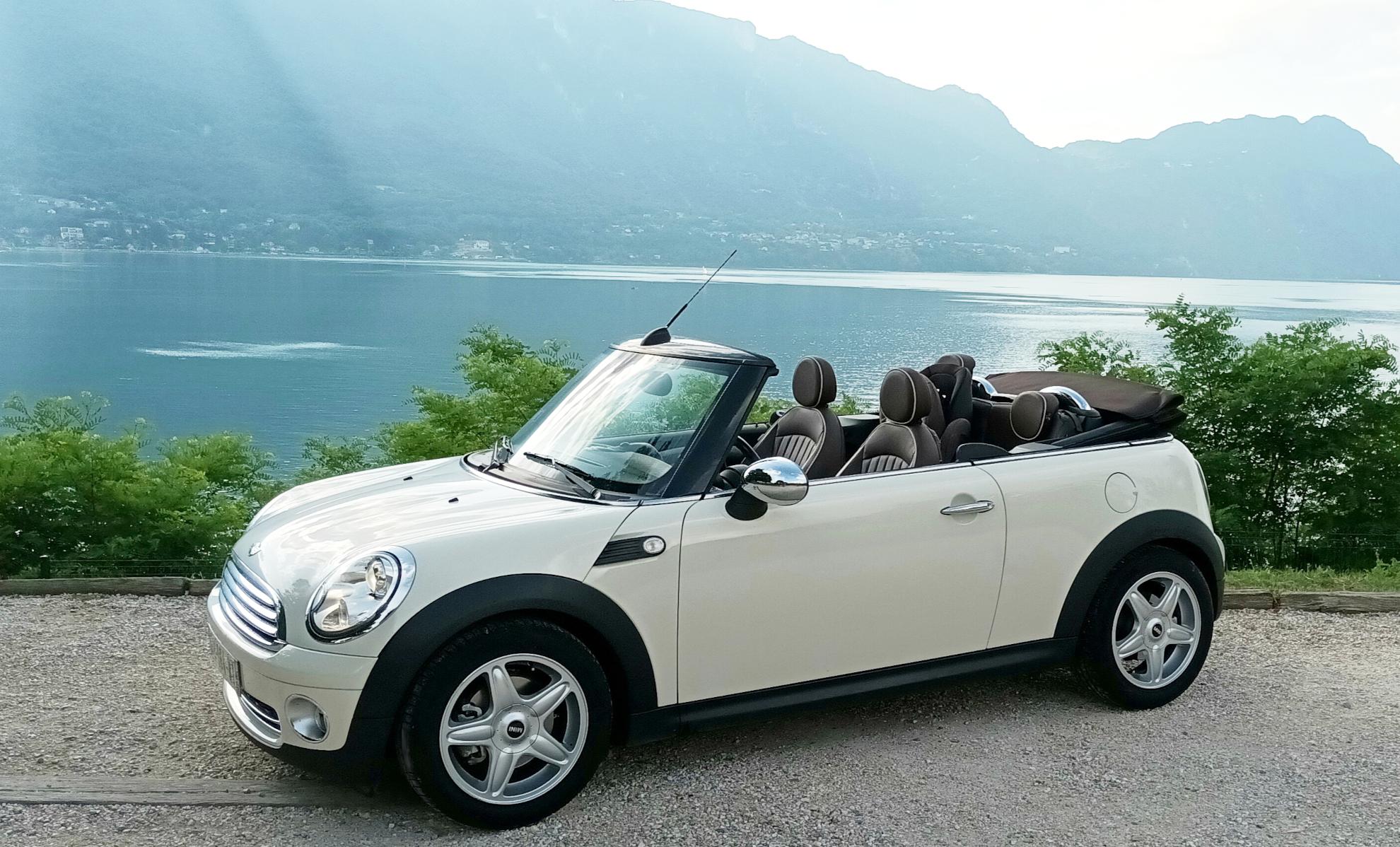 MINI CABRIOLET 2009 à Viviers-du-Lac
