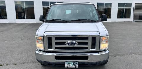 Ford Econoline 2010