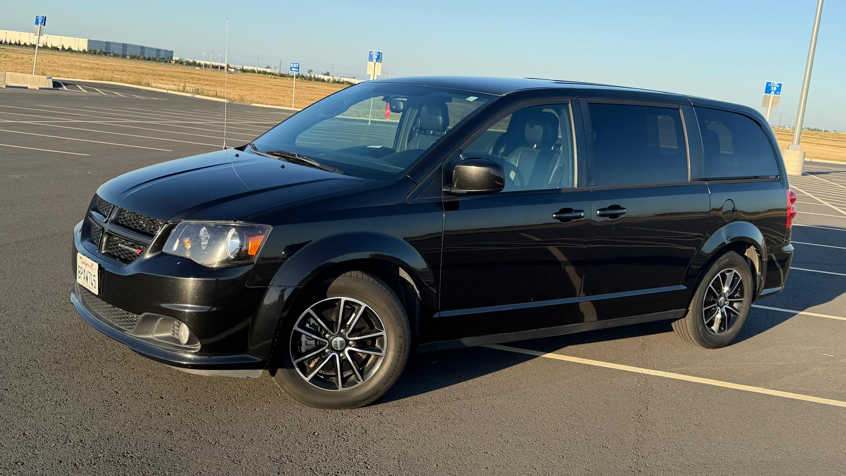 Dodge Grand Caravan 2018 in Sacramento, CA