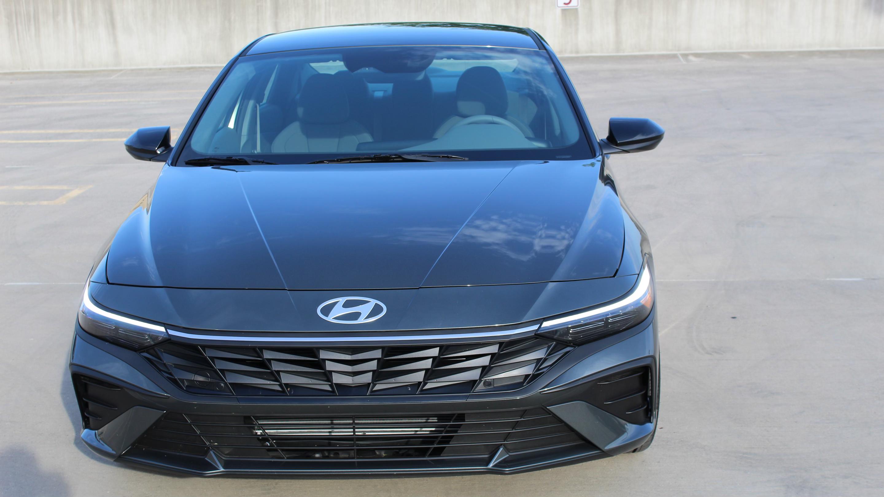 Hyundai Elantra 2026 in Chambersburg, PA