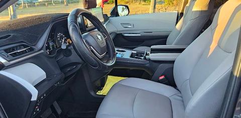 Toyota Sienna 2025