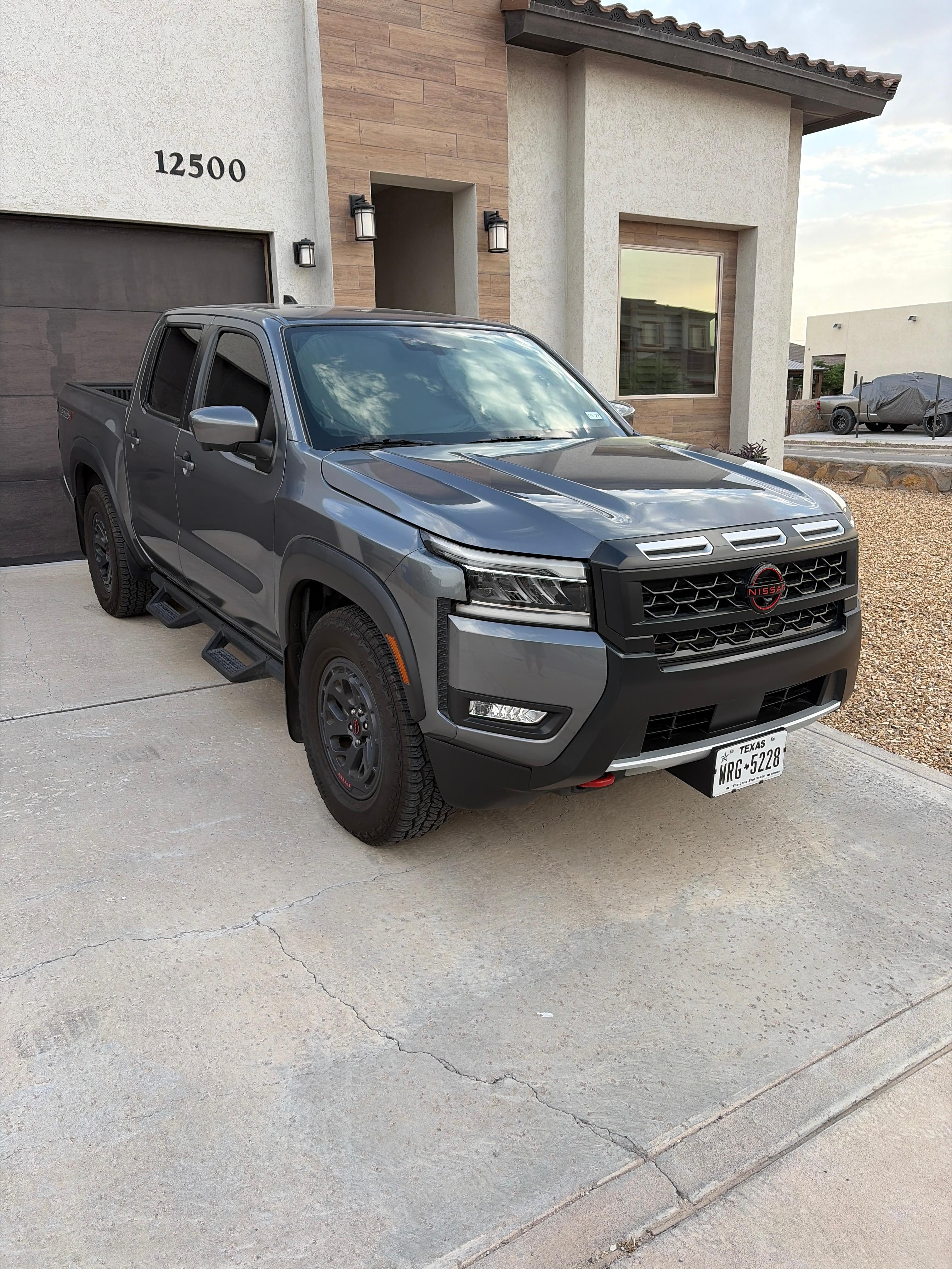 Nissan Frontier 2025 in Horizon City, TX