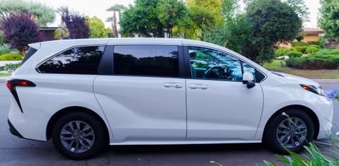 Toyota Sienna 2023