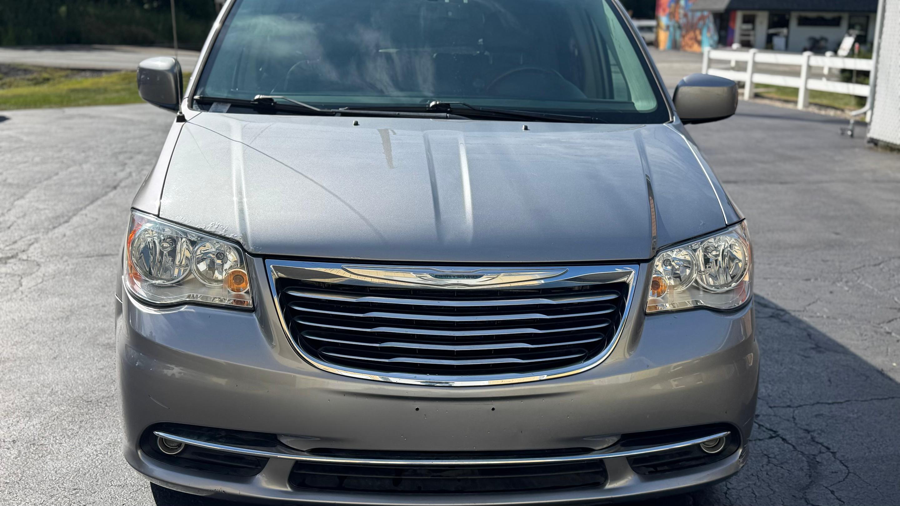 Chrysler Town & Country 2016 in 