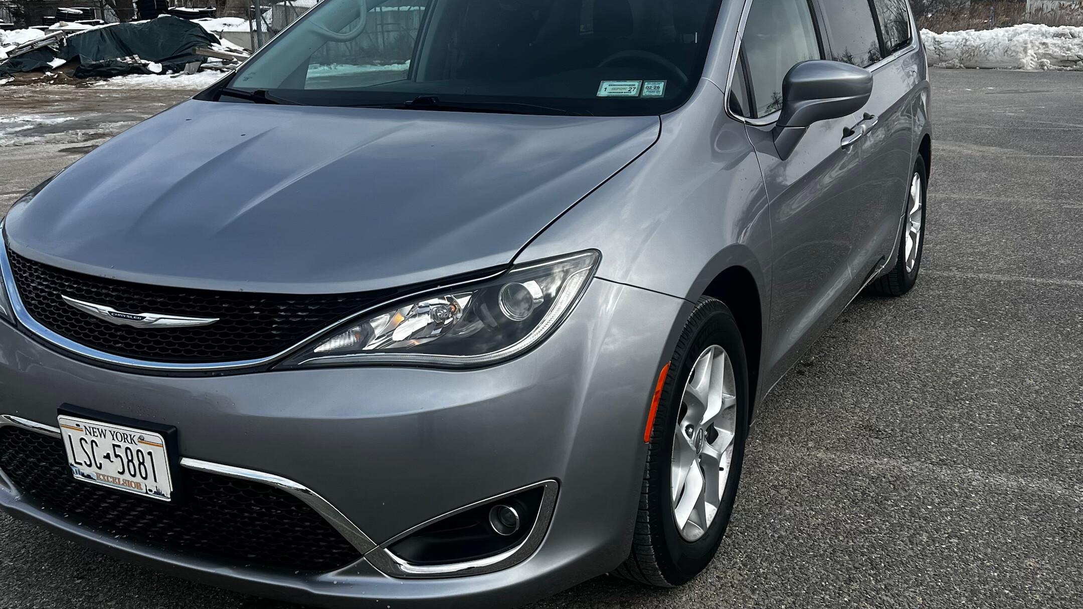 Chrysler Pacifica 2018 in 