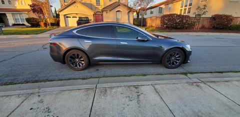 Tesla Model S 2019