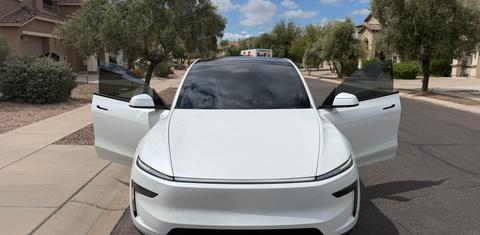 Tesla Model Y 2026
