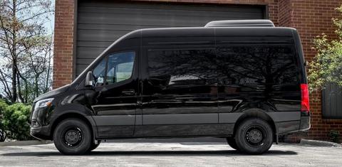 Mercedes-Benz Sprinter 2025