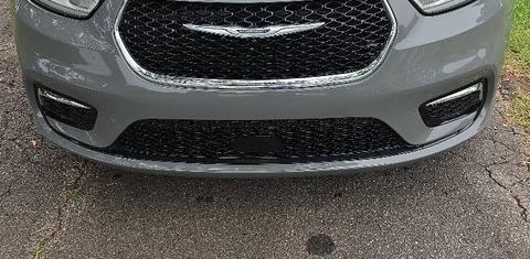 Chrysler Pacifica 2023