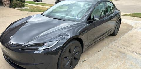 Tesla Model 3 2024