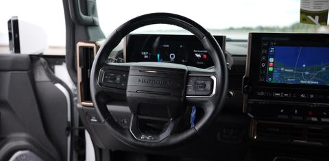 GMC HUMMER EV SUV 2025