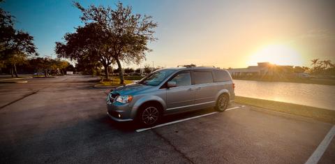 Dodge Grand Caravan 2017
