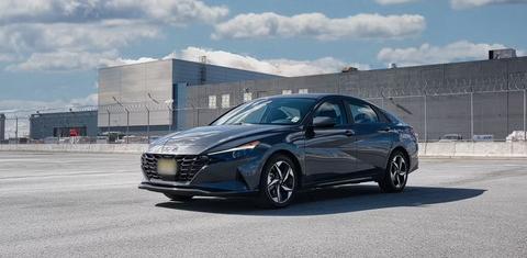 Hyundai Elantra 2023
