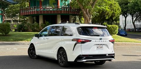 Toyota Sienna 2024