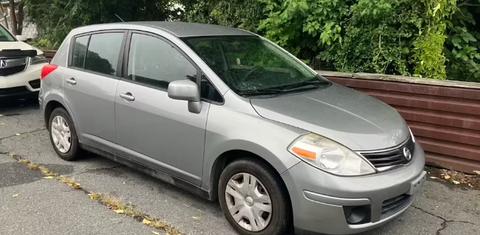 Nissan Versa 2012