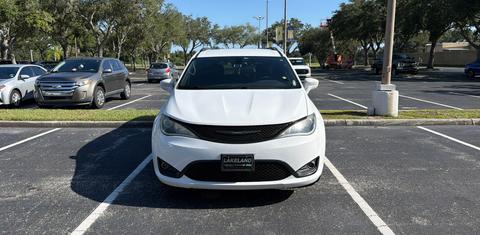 Chrysler Pacifica 2019