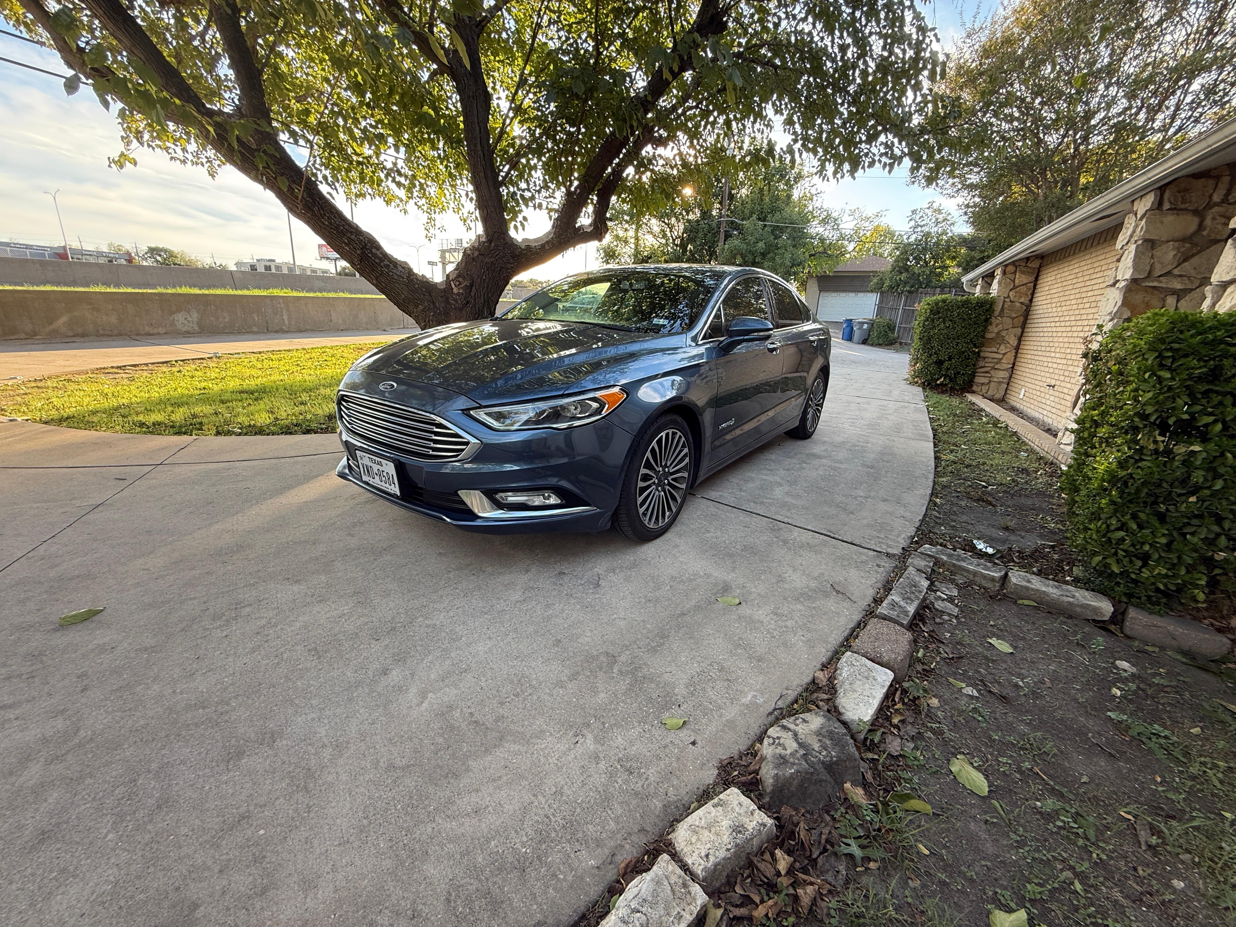 Ford Fusion Hybrid 2018 in Dallas, TX