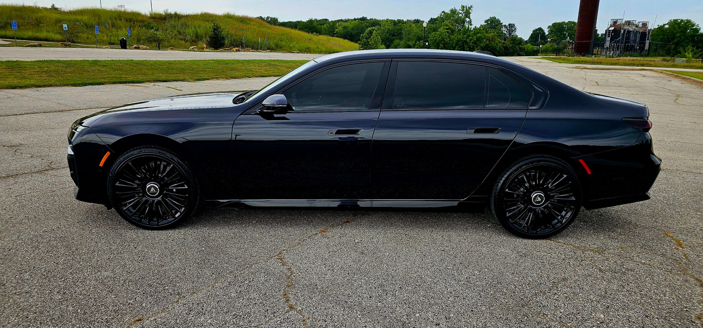 BMW 7 Series 2024 in Independence, MO