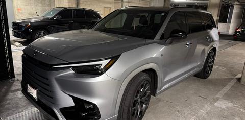 Lexus TX 2026
