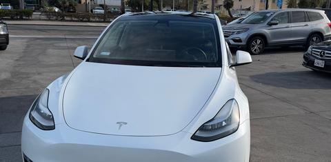 Tesla Model Y 2021