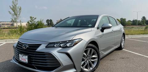 Toyota Avalon Hybrid 2021