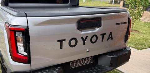 Toyota HILUX 2026