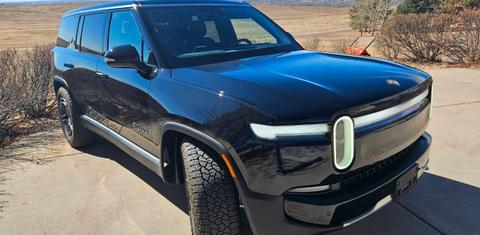 Rivian R1S 2026