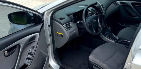 Hyundai Elantra 2015