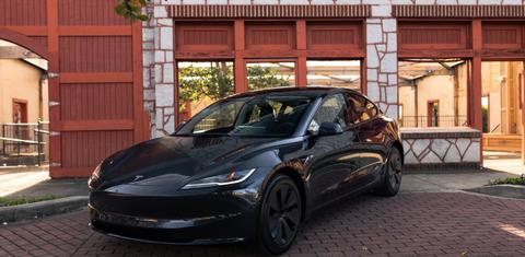 Tesla Model 3 2025