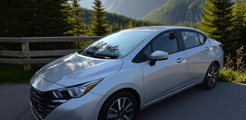 Nissan Versa 2024